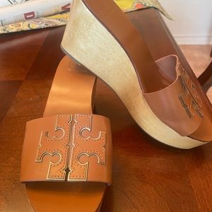 Tory Burch tan wood platform wedge sandal